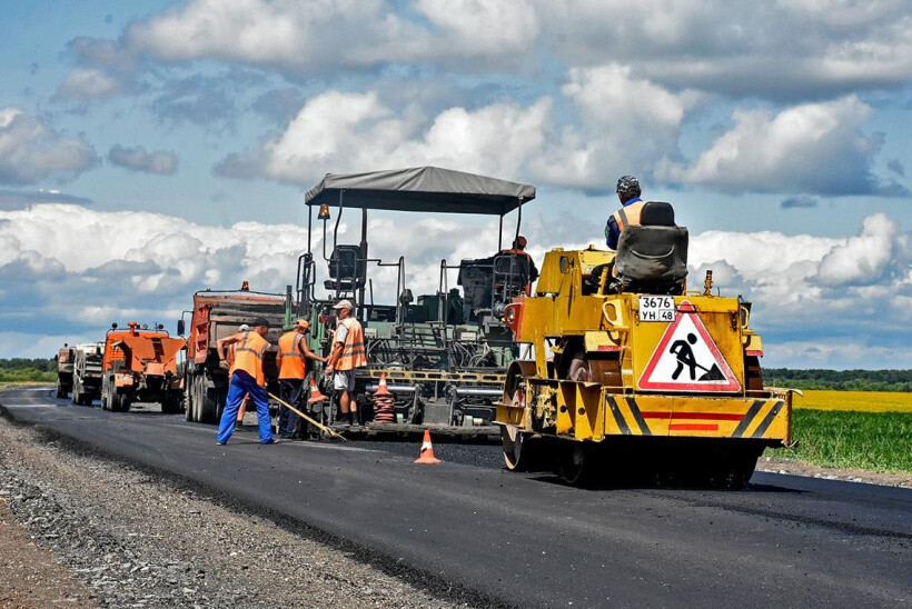 Более 34 километров дорог отремонтируют в этом году в нашем округе