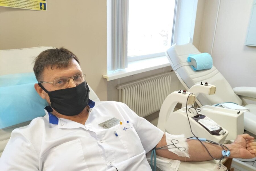 Коломенский врач в 75-й раз стал донором крови