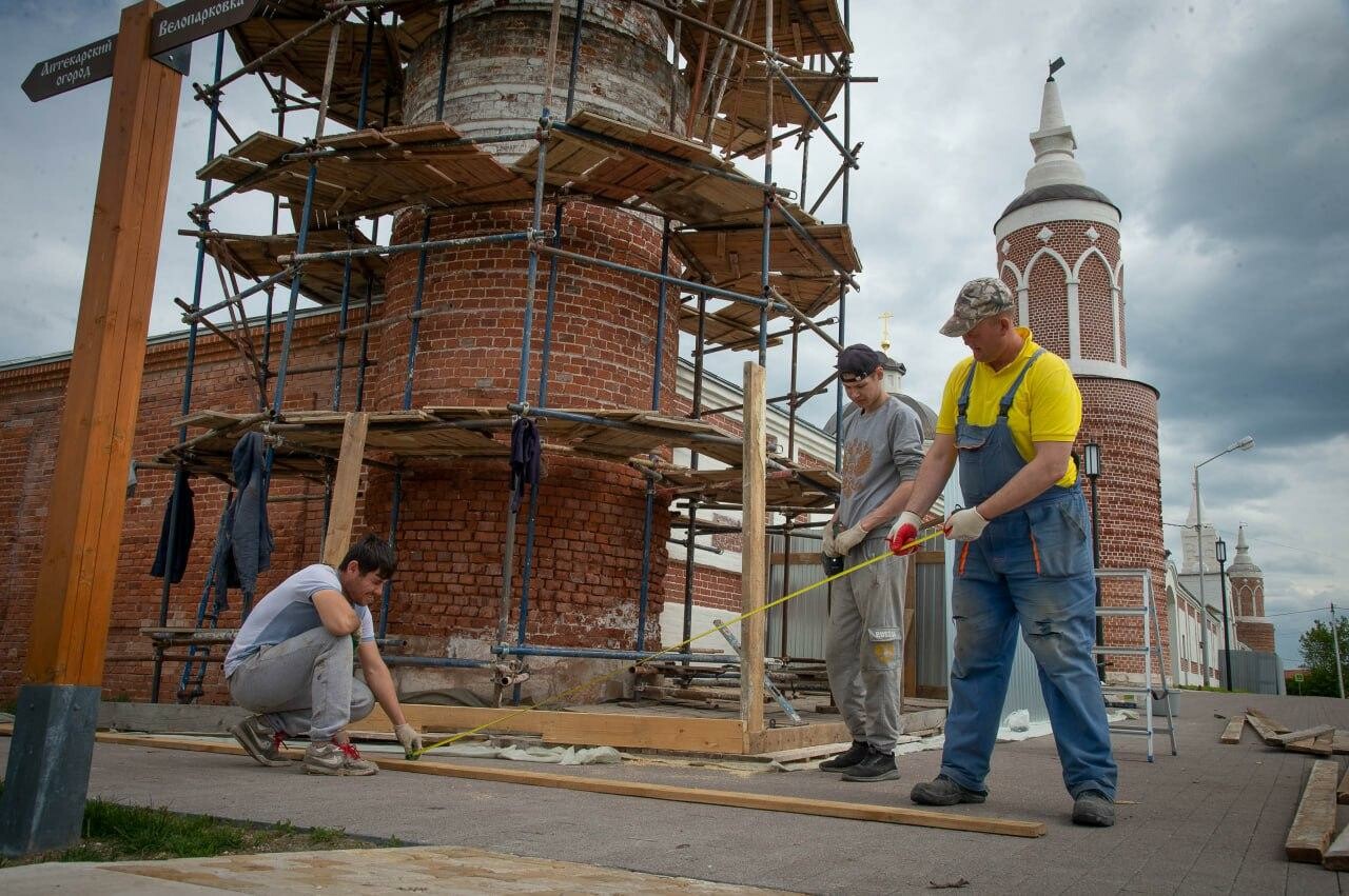 Продолжаются работы по реставрации Бобренева монастыря в Коломне