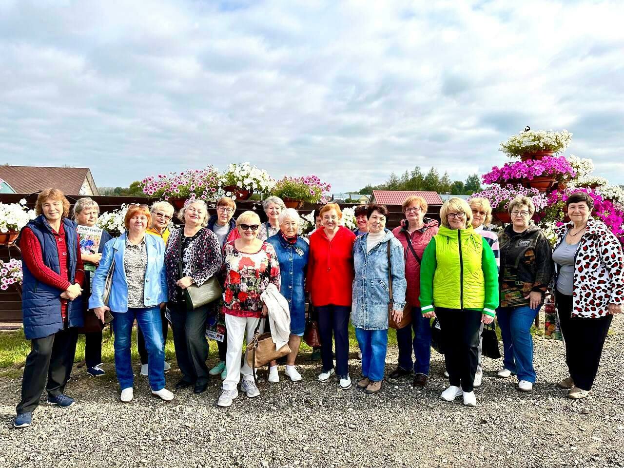 Участники губернаторского проекта «Активное долголетие» Городского округа Коломна посетили демонстрационную площадку агрофирмы «Партнер»