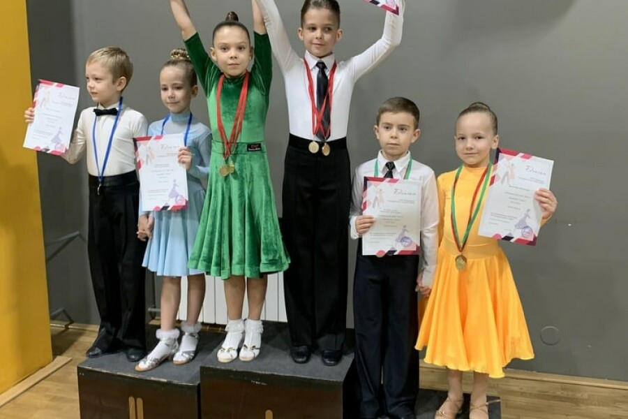 Озёрские танцоры успешно выступили на всероссийском турнире