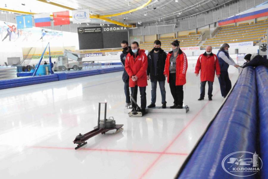 В конькобежном центре «Коломна» продолжают улучшать лед
