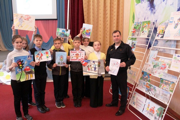 Госавтоинспекторы по Городскому округу Коломна провели профилактические беседы для школьников