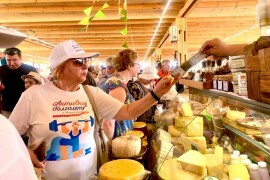 Озёрские долголеты стали участниками сырного фестиваля