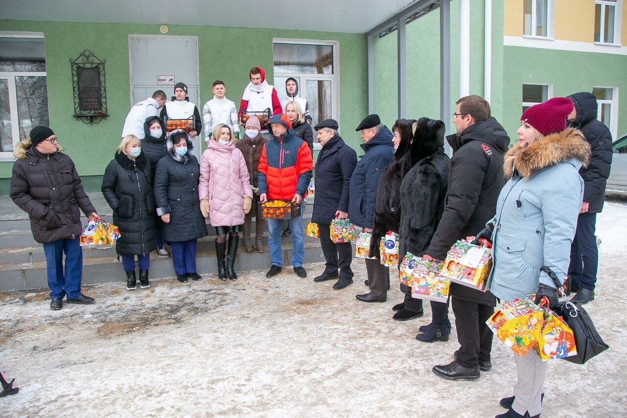 Перед новогодними праздниками Коломна присоединилась к всероссийской акции «Спасибо врачам!»