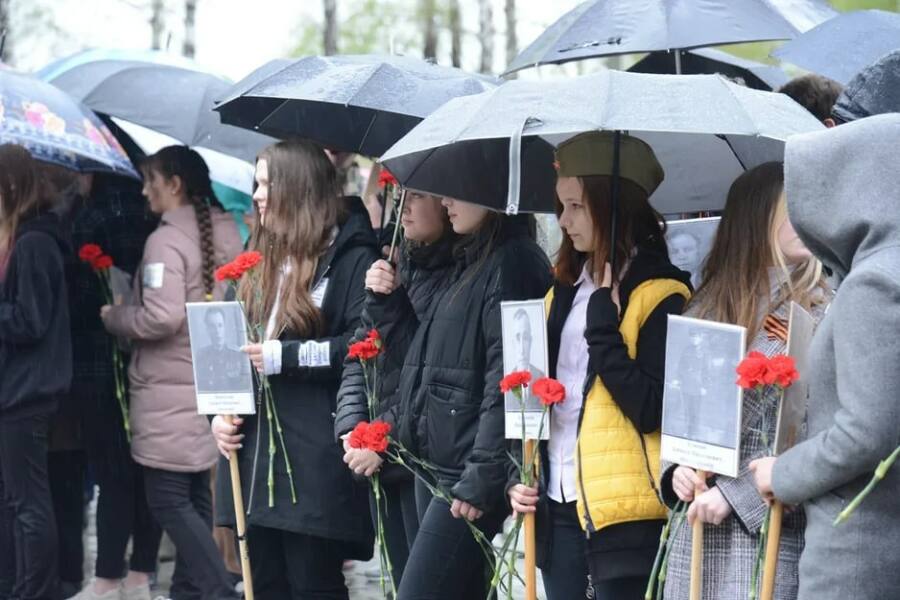 В Дубовой роще в канун Дня Победы состоялся торжественный митинг