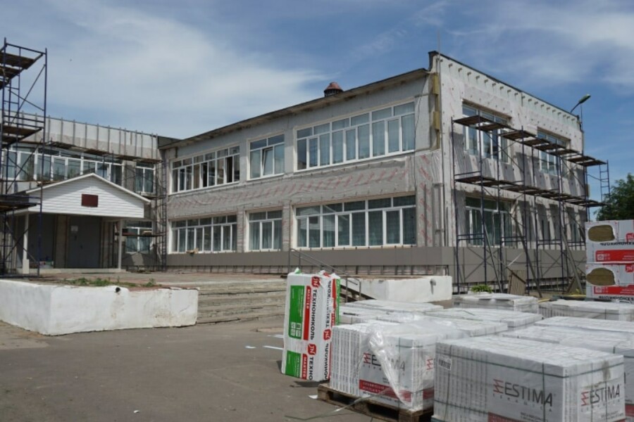 В озёрском селе Горы ведется капитальный ремонт школы