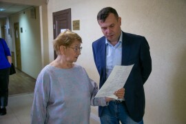 Активисты озерского Союза пенсионеров собрали посылку на фронт