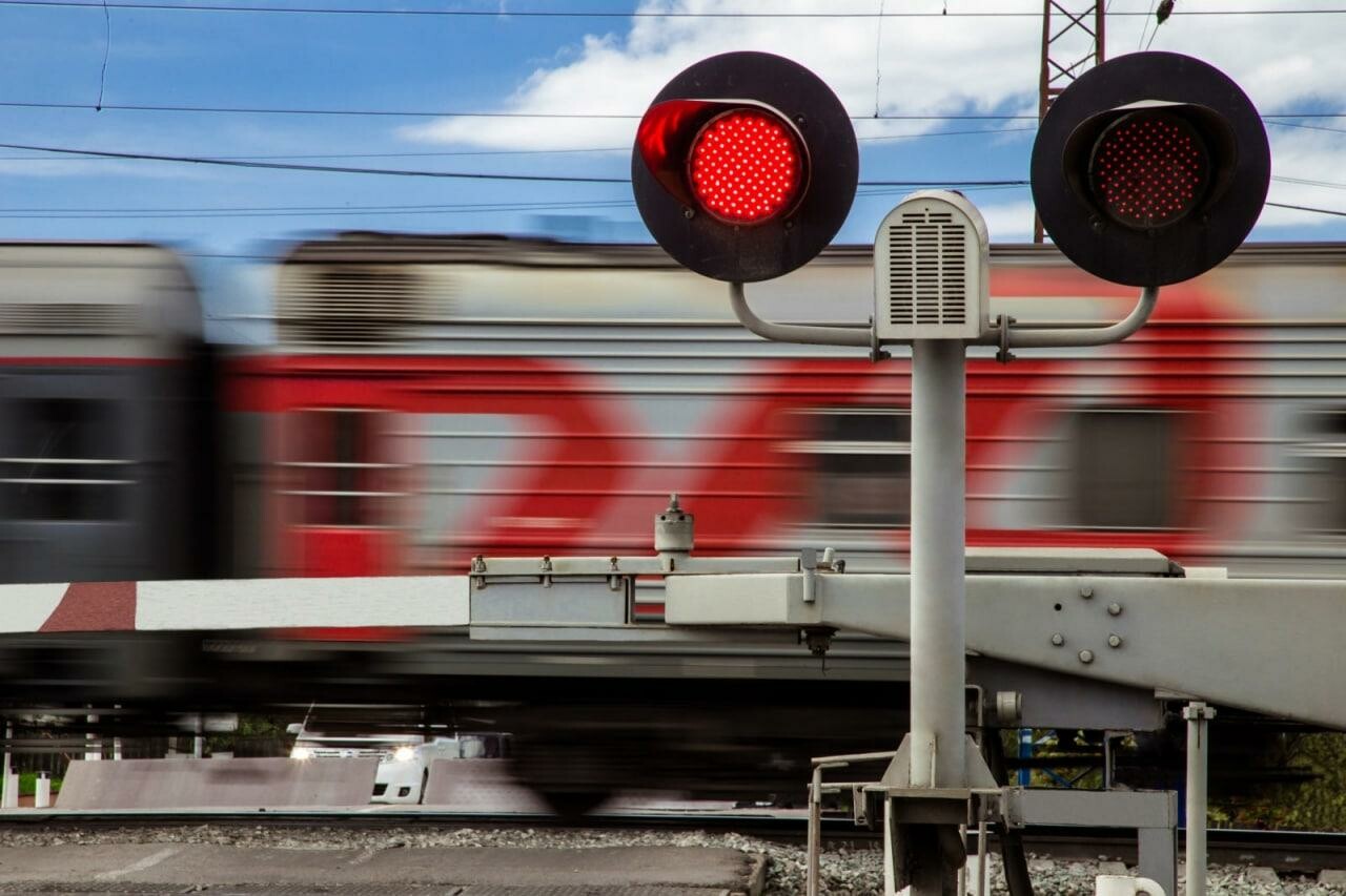 Через железнодорожный переезд в Коломне ограничат движение транспорта