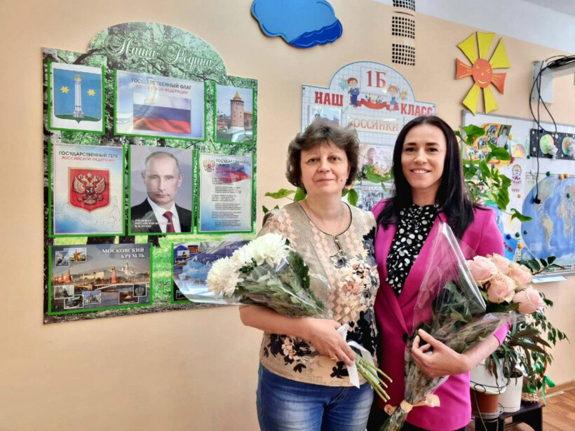 Екатерина Лобышева поздравила педагогов с Днём учителя