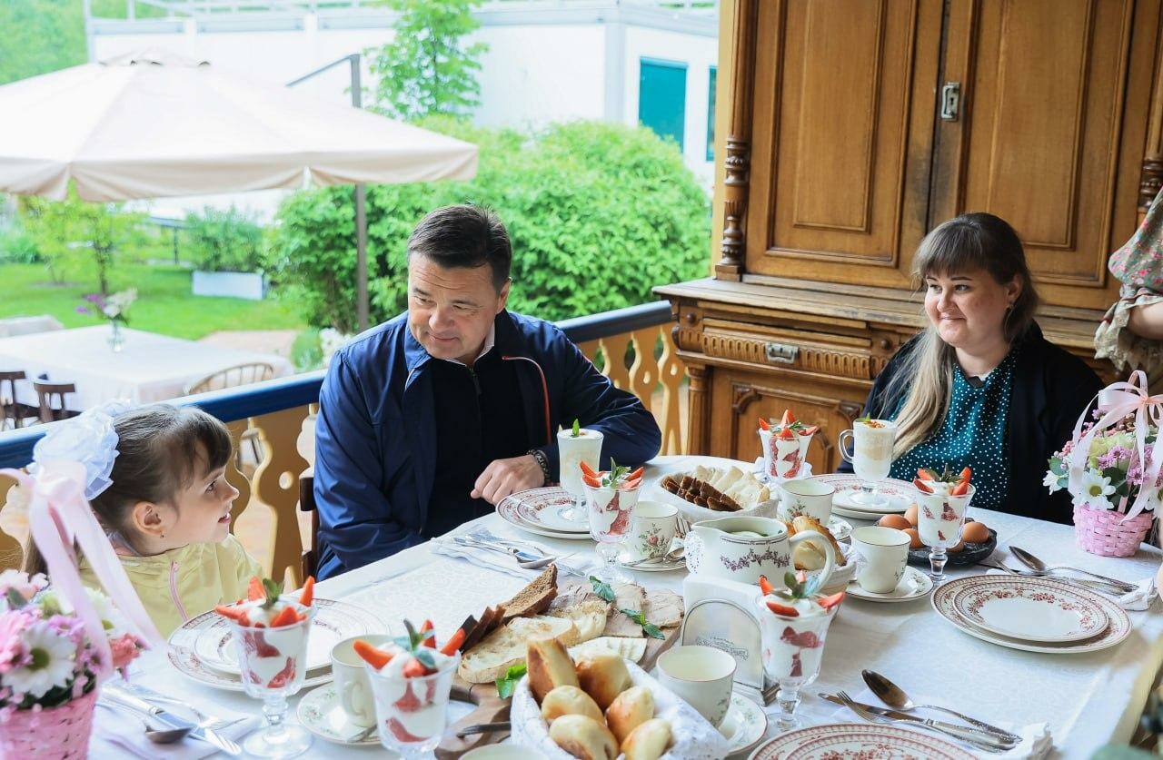 Губернатор Подмосковья Андрей Воробьёв организовал встречу мобилизованного коломенца с семьей