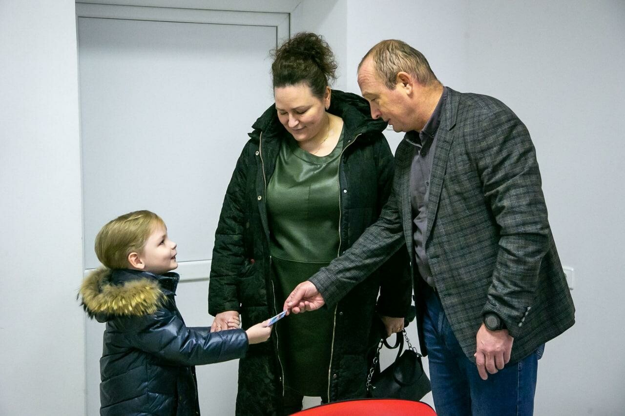 Депутат Сергей Орлов встретился с семьёй мобилизованного
