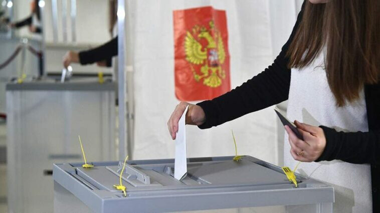 Жители Донбасса, Запорожской и Херсонской областей завершают голосование на УИКах в Подмосковье