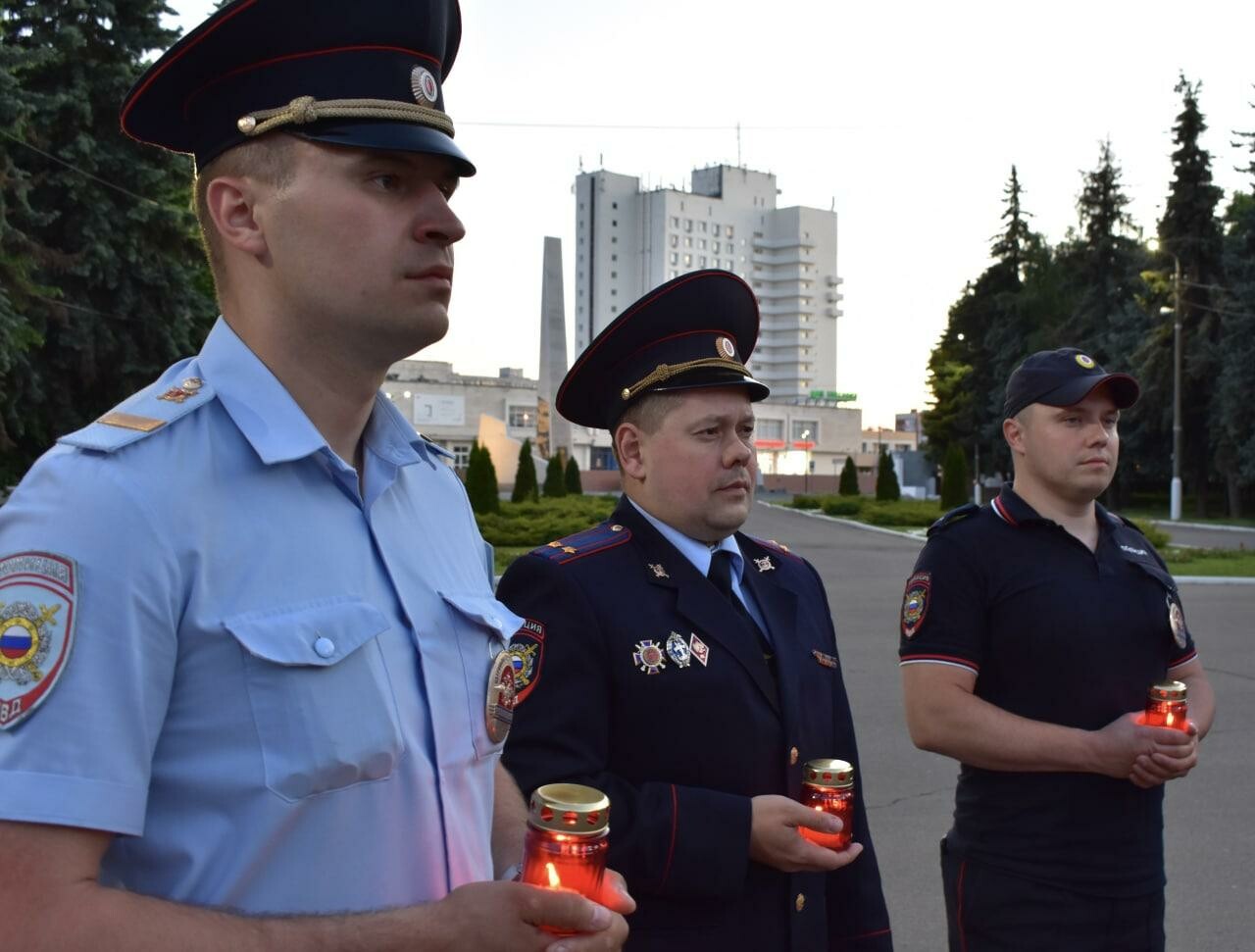 В Коломне сотрудники полиции присоединились к Всероссийской акции «Свеча памяти»