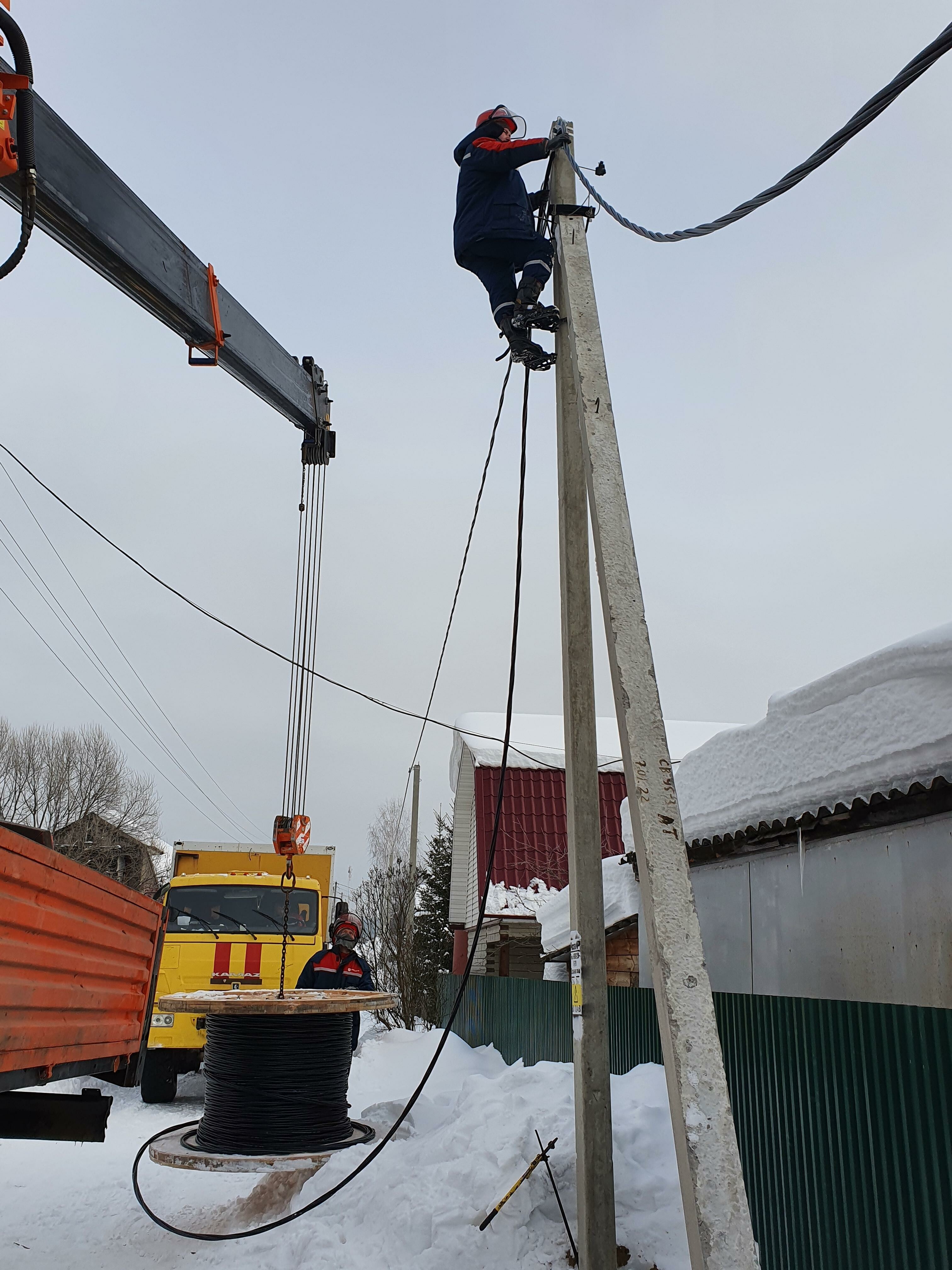 Энергетики восточного филиала «Россети Московский регион» повышают надежность электроснабжения СНТ «Рождественка»
